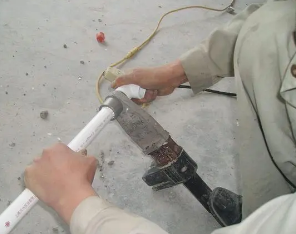 河池漏水维修电话